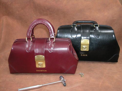 Specialist Boston Bag 14 Burgundy